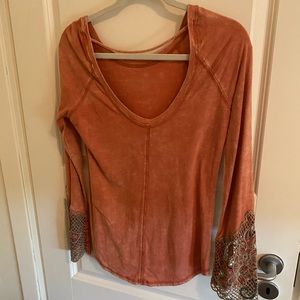 Bell sleeve top